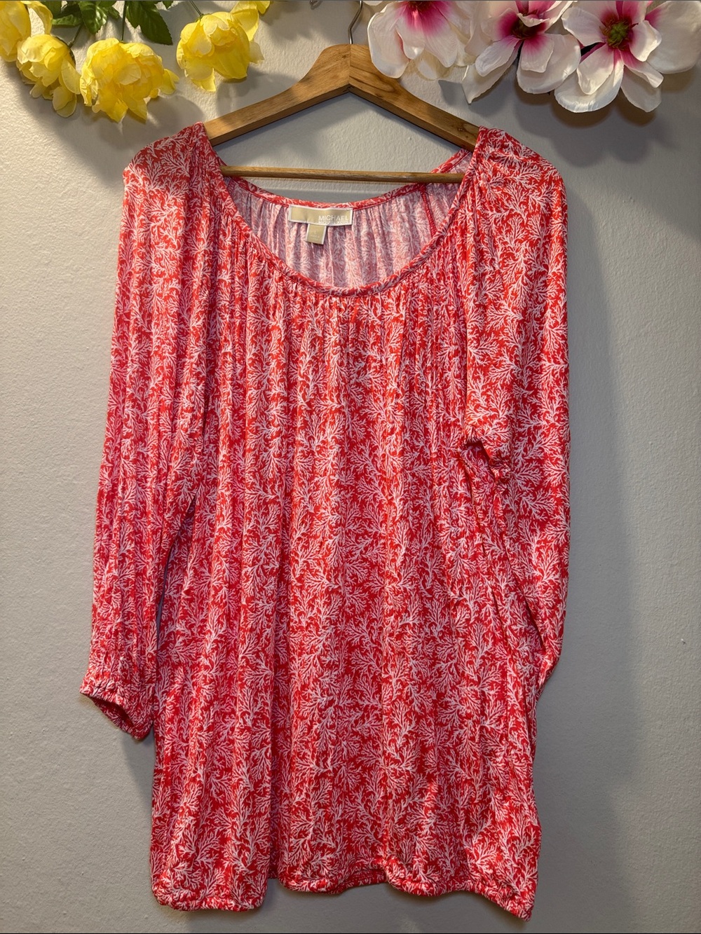MICHAEL Michael Kors Red and White Printed Scoop Neck Top - Picture 1 of 9